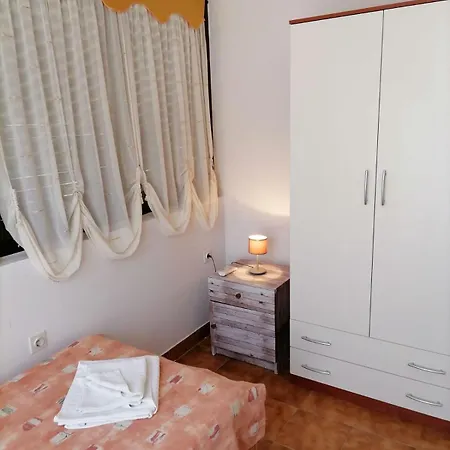 Apartamento With A Parking Space Losinj, Losinj - 23520 *