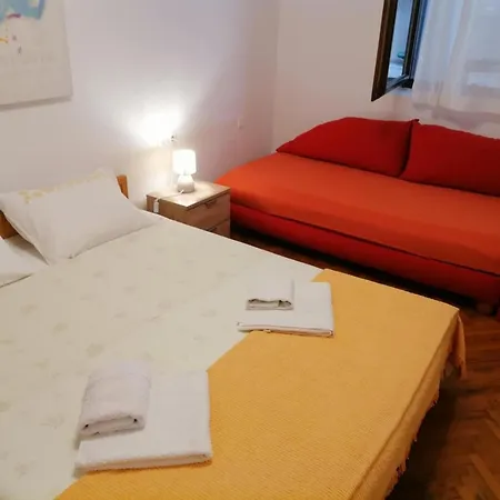 아파트 With A Parking Space Losinj, Losinj - 23520