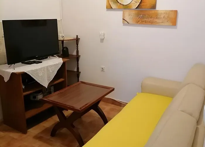 Διαμέρισμα With A Parking Space Losinj, Losinj - 23520 Mali Lošinj
